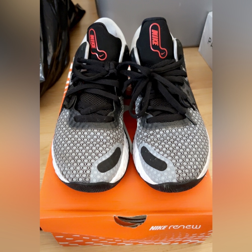 NIKE RENEW ELEVATE 2 WOLF GREY METALLIC SILVER